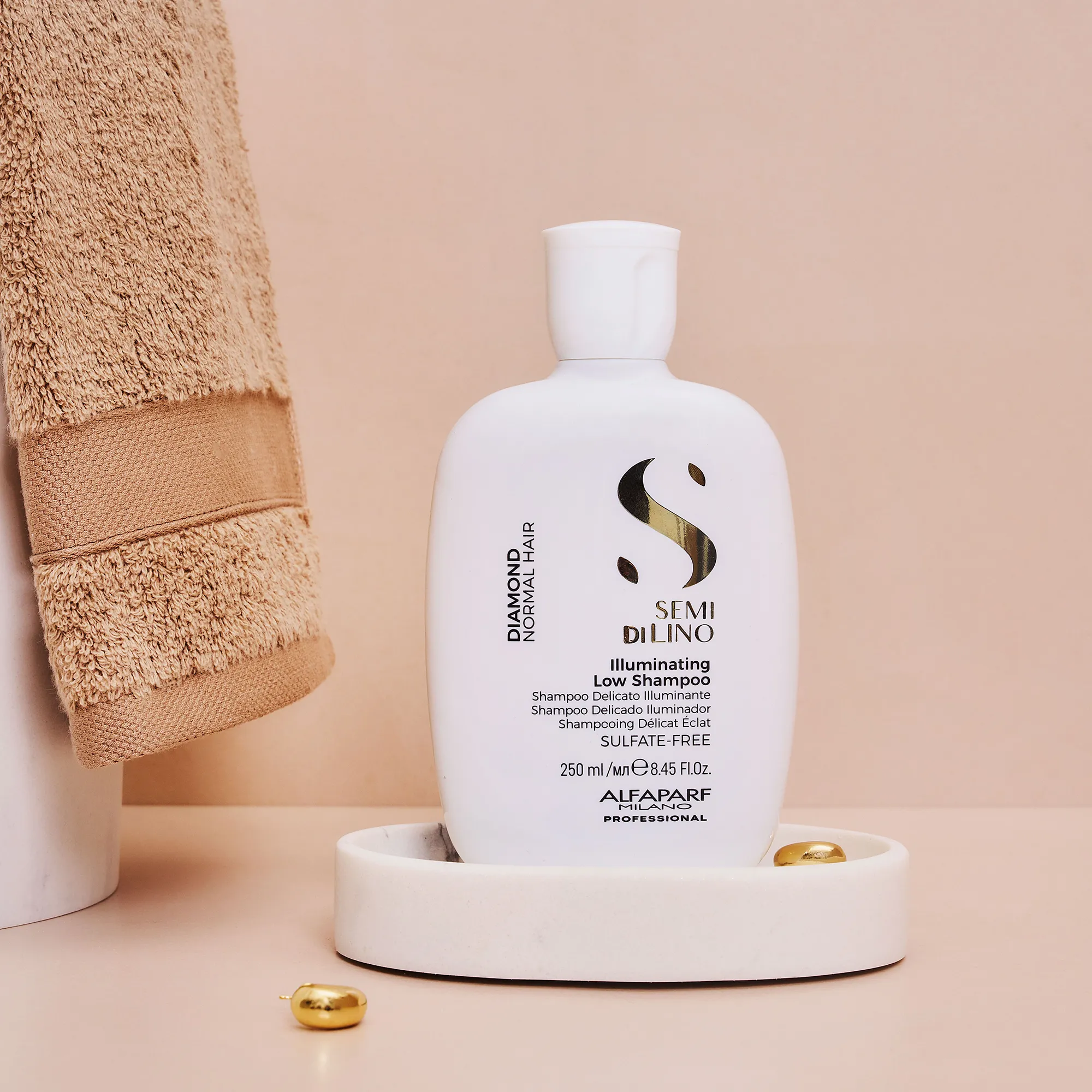 Alfaparf Semi Di Lino Diamond Illuminating Low Shampoo - 250ML - Image 2