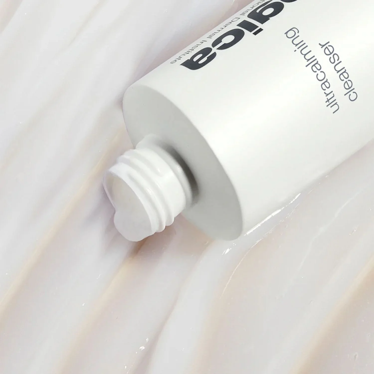 Dermalogica UltraCalming Cleanser Cream 500ml - Image 3