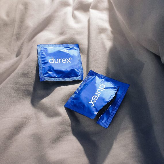 Durex Extra Safe Condoms 20 Pack - Durable Latex Protection - Image 7