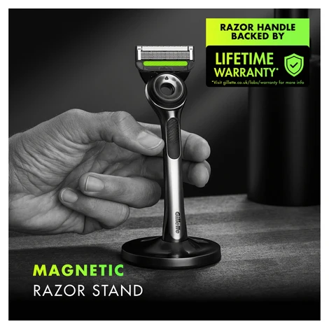 Gillette Labs Exfoliating Razor With Magnetic Stand - Image 5
