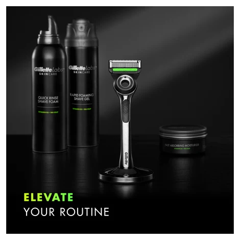 Gillette Labs Exfoliating Razor With Magnetic Stand - Image 6