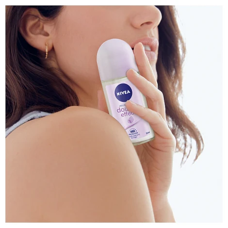 Nivea Double Effect Anti-perspirant Deodorant Roll on 50ml - Image 5