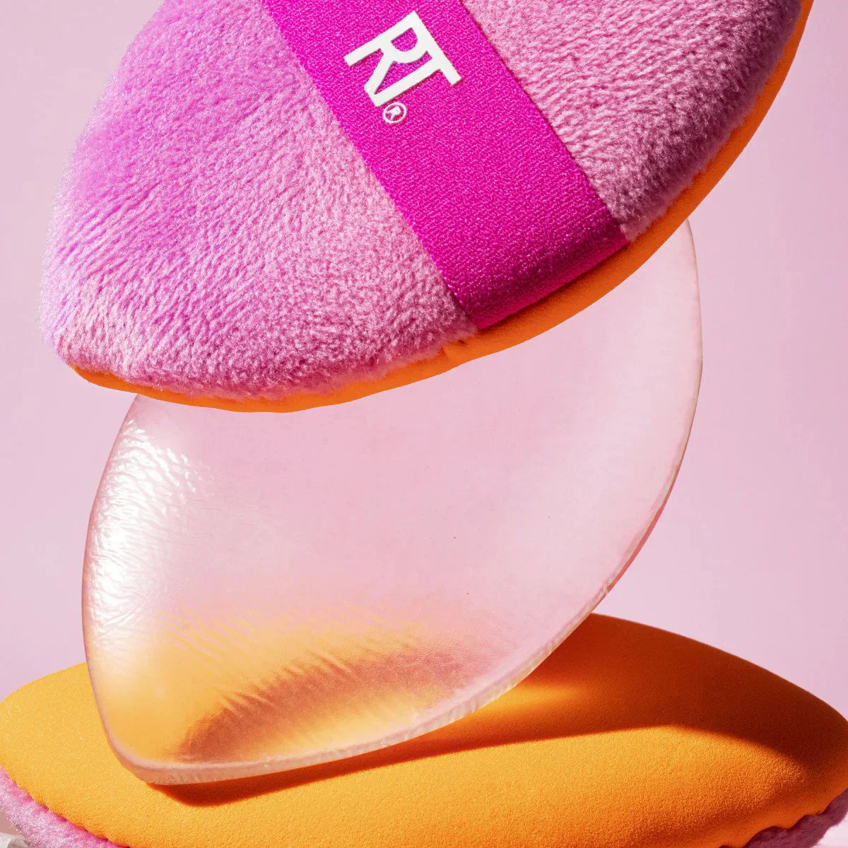 Real Techniques Miracle 2-in-1 Powder Puff - Image 9